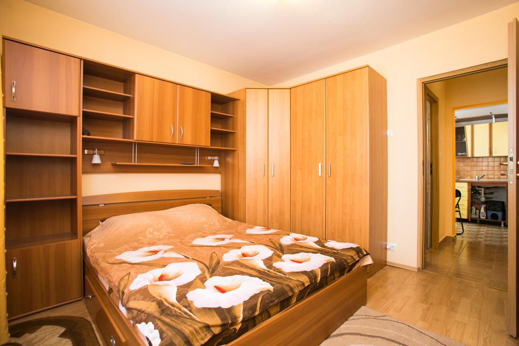 Sky Residence Букурещ Стая снимка